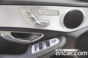 Mercedes-Benz C-Class C220 d 4MATIC 2020 года из Южной Кореи