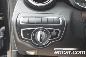 Mercedes-Benz C-Class C220 d 4MATIC 2020 года из Южной Кореи