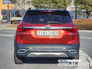 Kia Seltos Дизель 1.6 2WD 2020 года из Южной Кореи