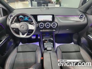 Mercedes-Benz GLA-Class GLA250 4MATIC 2020 года из Южной Кореи