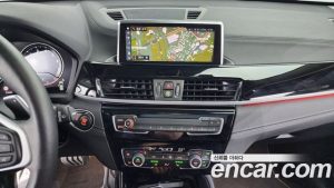 BMW X1 xDrive 20i xLine 2022 года из Южной Кореи