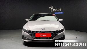 Hyundai AVANTE Inspiration 2023 года из Южной Кореи