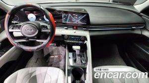 Hyundai AVANTE Inspiration 2023 года из Южной Кореи
