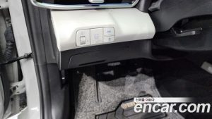 Hyundai AVANTE Inspiration 2023 года из Южной Кореи