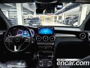 Mercedes-Benz GLC-Class GLC220 d 4MATIC Coupe 2021 года из Южной Кореи