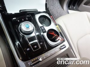 Kia Carnival 7-Seater HI-Limousine 2023 года из Южной Кореи