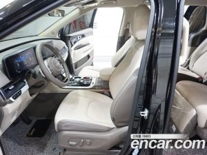 Kia Carnival 7-Seater HI-Limousine 2023 года из Южной Кореи