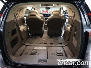Kia Carnival 7-Seater HI-Limousine 2023 года из Южной Кореи