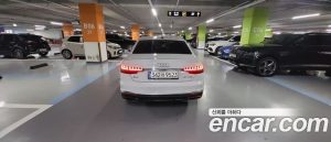 Audi A4 40 TFSI Premium 2021 года из Южной Кореи