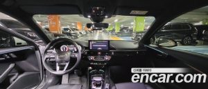 Audi A4 40 TFSI Premium 2021 года из Южной Кореи