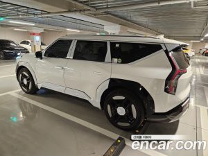 Kia EV9 Earth 4WD 2024 года из Южной Кореи