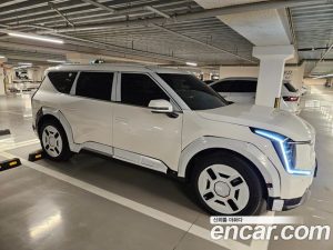 Kia EV9 Earth 4WD 2024 года из Южной Кореи