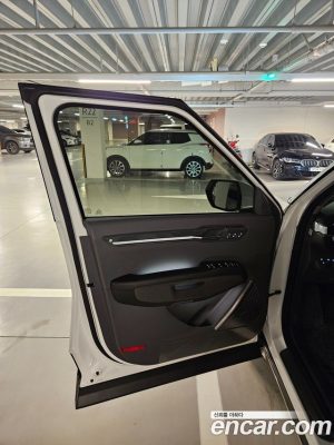 Kia EV9 Earth 4WD 2024 года из Южной Кореи