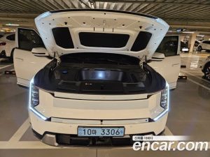 Kia EV9 Earth 4WD 2024 года из Южной Кореи