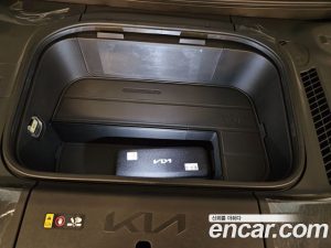 Kia EV9 Earth 4WD 2024 года из Южной Кореи