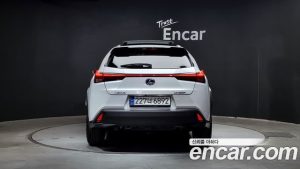 Lexus UX 2.0 2WD 2021 года из Южной Кореи