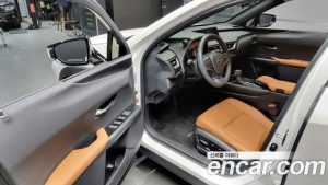 Lexus UX 2.0 2WD 2021 года из Южной Кореи