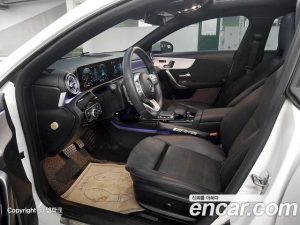 Mercedes-Benz CLA-Class CLA250 4MATIC 2020 года из Южной Кореи