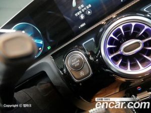Mercedes-Benz CLA-Class CLA250 4MATIC 2020 года из Южной Кореи