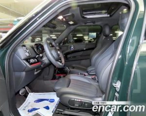Mini Countryman JCW 2023 года из Южной Кореи