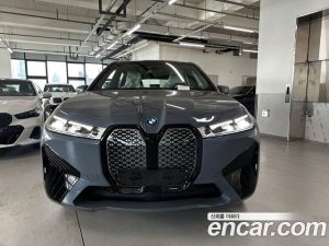 BMW iX xDrive50 Sport Plus 2024 года из Южной Кореи