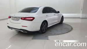 Mercedes-Benz E-Class E250 AMG Line 2023 года из Южной Кореи