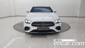 Mercedes-Benz E-Class E250 AMG Line 2023 года из Южной Кореи