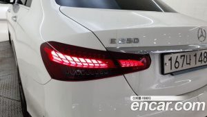 Mercedes-Benz E-Class E250 AMG Line 2023 года из Южной Кореи