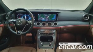 Mercedes-Benz E-Class E250 AMG Line 2023 года из Южной Кореи