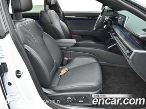 Hyundai Grandeur 2.5 Бензин 2WD 2023 года из Южной Кореи