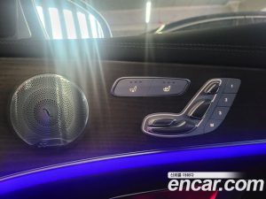 Mercedes-Benz E-Class E300e 4MATIC Exclusive 2021 года из Южной Кореи