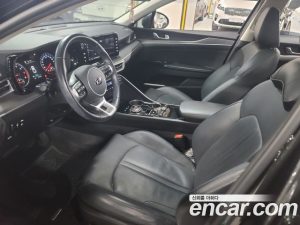 Kia K5 2.0 2020 года из Южной Кореи