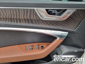Audi A6 40 TDI Premium 2020 года из Южной Кореи