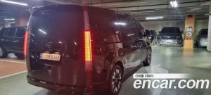 Hyundai Staria 4WD Lounge 9-Seater 2023 года из Южной Кореи