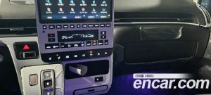 Hyundai Staria 4WD Lounge 9-Seater 2023 года из Южной Кореи