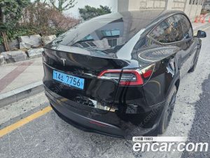 Tesla Model Y RWD 2023 года из Южной Кореи