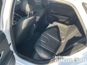 Hyundai AVANTE 1.6 2021 года из Южной Кореи