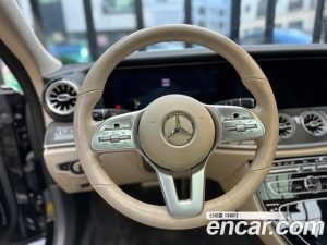 Mercedes-Benz CLS-Class CLS300d AMG Line 2020 года из Южной Кореи