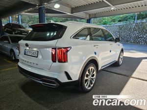 Kia Sorento Дизель 2.2 2WD 2021 года из Южной Кореи
