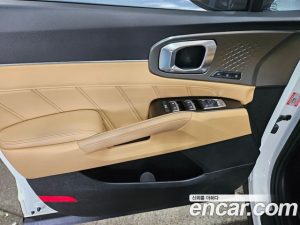 Kia Sorento Дизель 2.2 2WD 2021 года из Южной Кореи