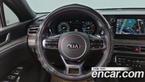 Kia K5 2.0 2021 года из Южной Кореи