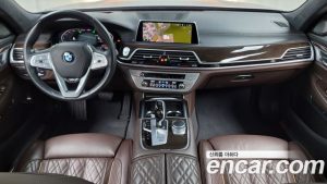 BMW 7-Series 730Ld xDrive Design Pure Excellence 2020 года из Южной Кореи