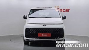 Hyundai Staria 4WD Lounge 7-Seater 2024 года из Южной Кореи