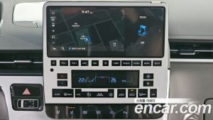Hyundai Staria 4WD Lounge 7-Seater 2024 года из Южной Кореи