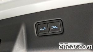 Hyundai Staria 4WD Lounge 7-Seater 2024 года из Южной Кореи