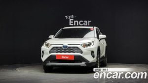 Toyota RAV4 2.5 4WD HYBRID 2021 года из Южной Кореи