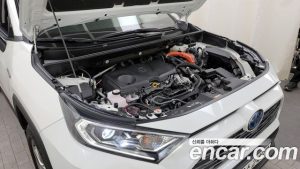 Toyota RAV4 2.5 4WD HYBRID 2021 года из Южной Кореи