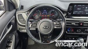 Kia Seltos Бензин 1.6 Turbo 2WD 2020 года из Южной Кореи