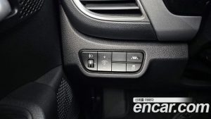 Kia Seltos Бензин 1.6 Turbo 2WD 2020 года из Южной Кореи
