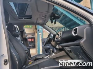 Hyundai Venue 1.6 Flux 2020 года из Южной Кореи